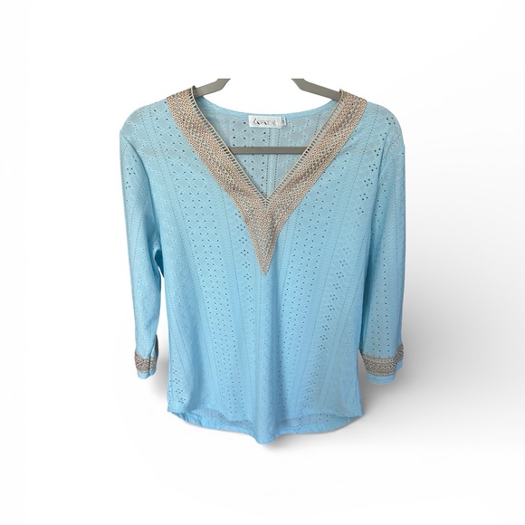 Liofoer Tops - Liofoer Womens Casual Lace V-Neck Eyelet Style 3/4 Sleeve Top